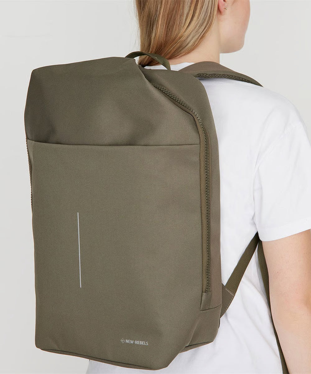 New Rebels Valor Cranston תיק גב דוחה מים למחשב 15.6"