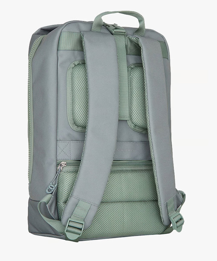 New Rebels Valor Cranston תיק גב דוחה מים למחשב 15.6"