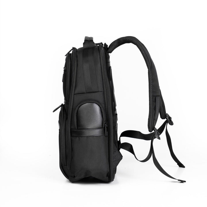 תיק גב יוקרתי עסקי למחשב נייד 15.6 מבית SLAZENGER מסדרת OXFORD