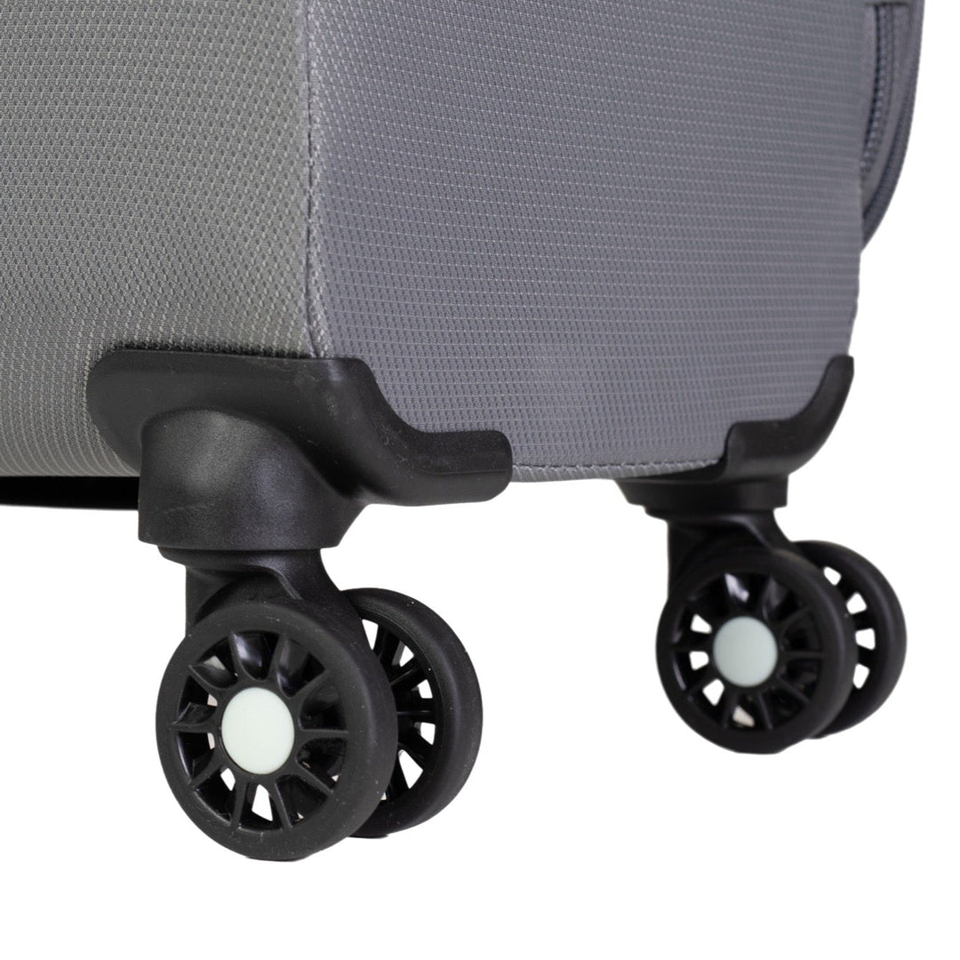 מזוודת עליה למטוס טרולי "19 בד פרמיום קלה ומתרחבת דגם B-lite II מבית חברת היוקרה Slazenger