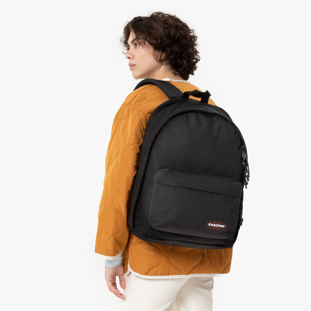 תיק גב Eastpak Out of Office 27 ליטר