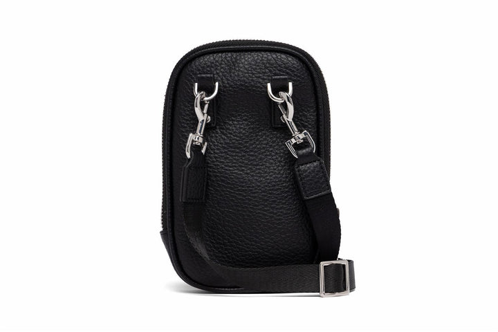 תיק קטן / קרוסבודי דמוי עור שחור CROSSBODY מבית המותג REPLAY