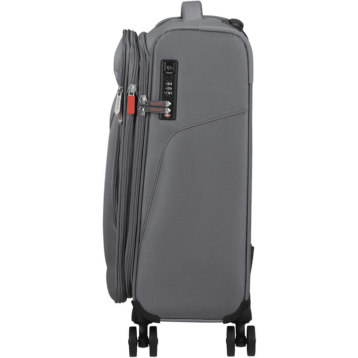 American Tourister Summerfunk luggage מזוודה קטנה מבד לעלייה למטוס אמריקן טוריסטר 20" - תיק התיקיםAmerican Touristerמזוודות