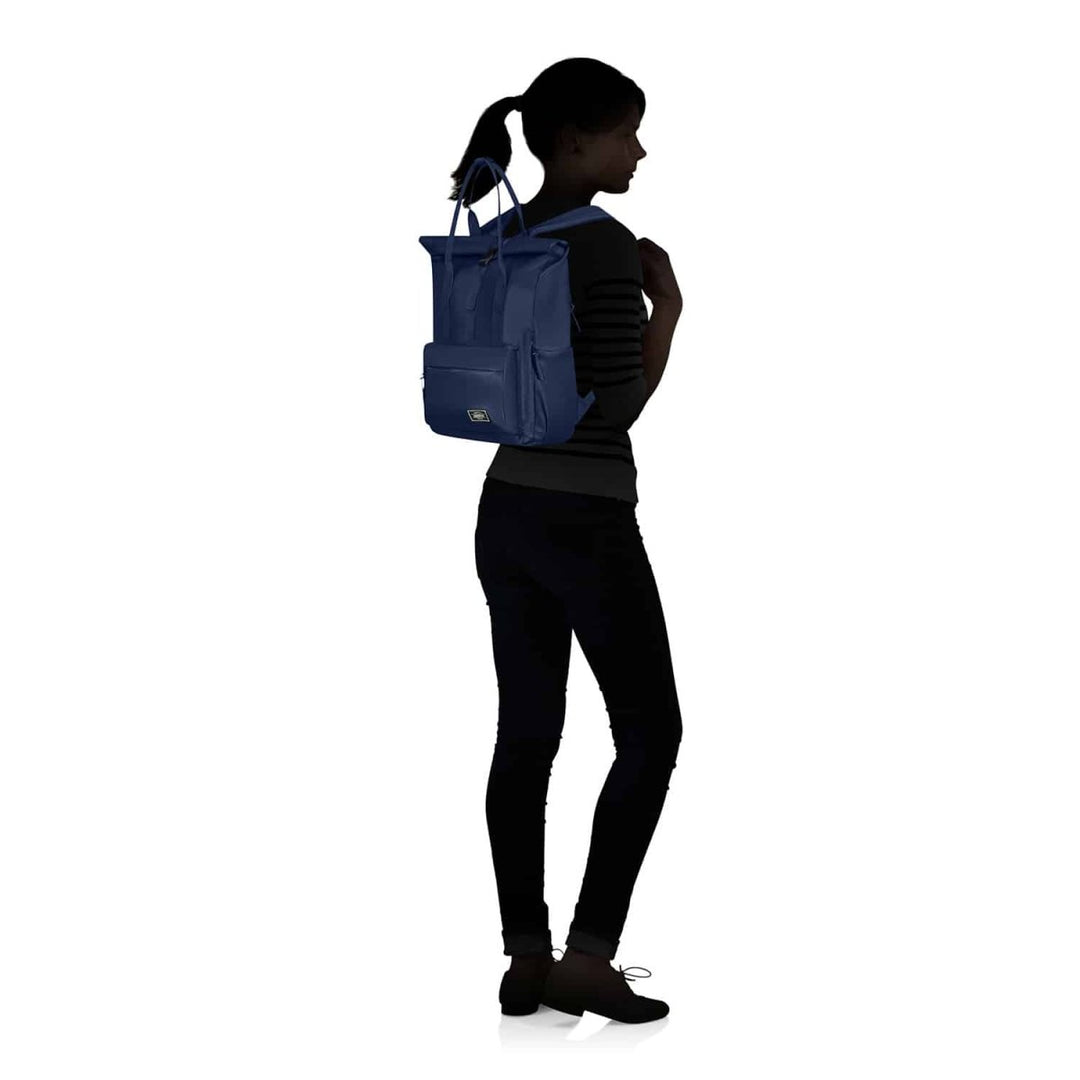 AMERICAN TOURISTER Urban Groove Tote תיק גב מעוצב למחשב 15.6" - תיק התיקיםAmerican Touristerתיקי גב למחשב