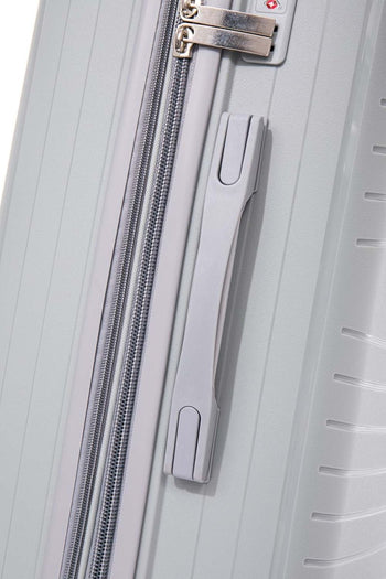 BOND POLYPROPYLENE מזוודה גדולה קשיחה בלתי שבירה 28" - תיק התיקיםBondמזוודות