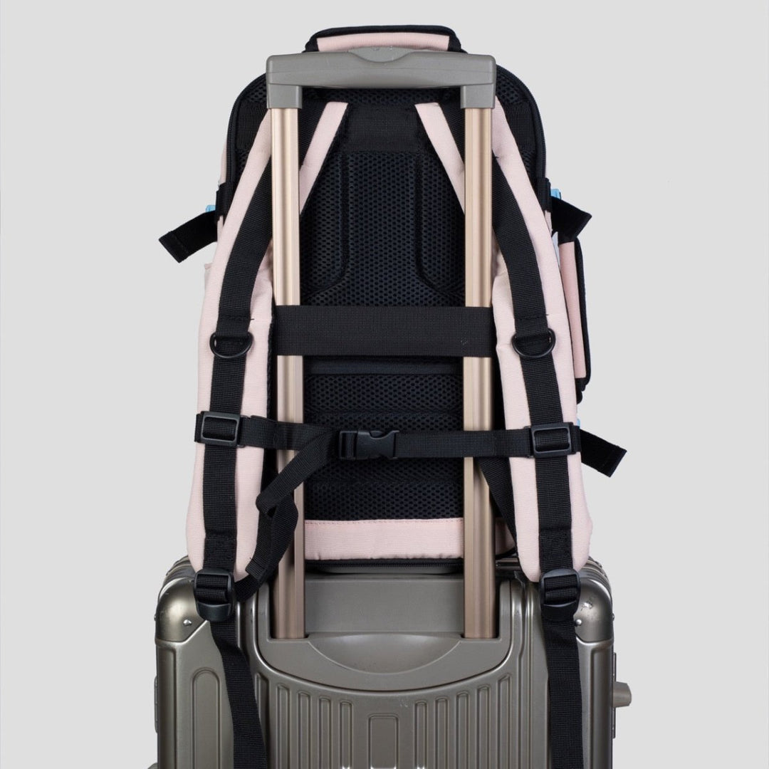 תיק עליה למטוס מתרחב מבית המותג ®CABIN FLY דגם SkyLite מידה M 40x30x20cm - תיק התיקיםCABIN FLY