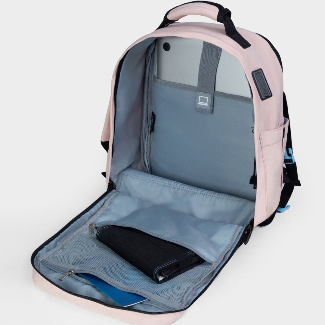 תיק עליה למטוס מתרחב מבית המותג ®CABIN FLY דגם SkyLite מידה M 40x30x20cm - תיק התיקיםCABIN FLY