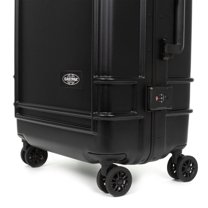 מזוודה קשיחה גדולה Eastpak Resist&