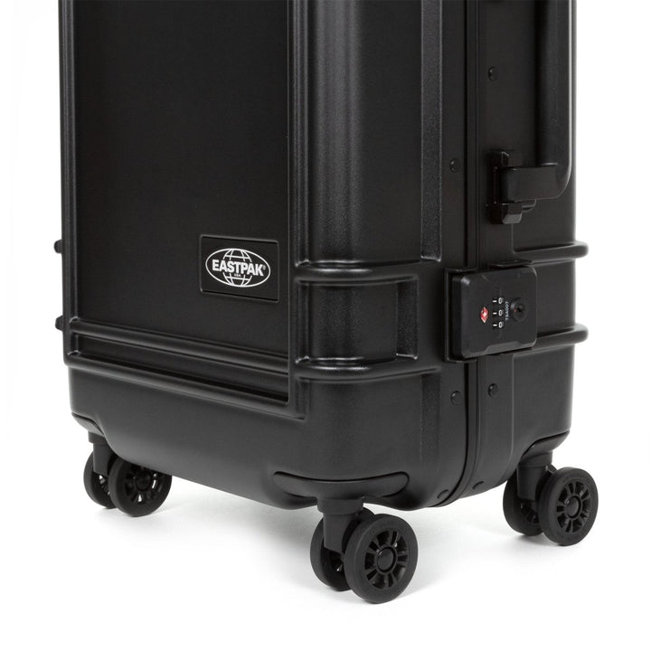מזוודת קבינה קשיחה Eastpak Resist&