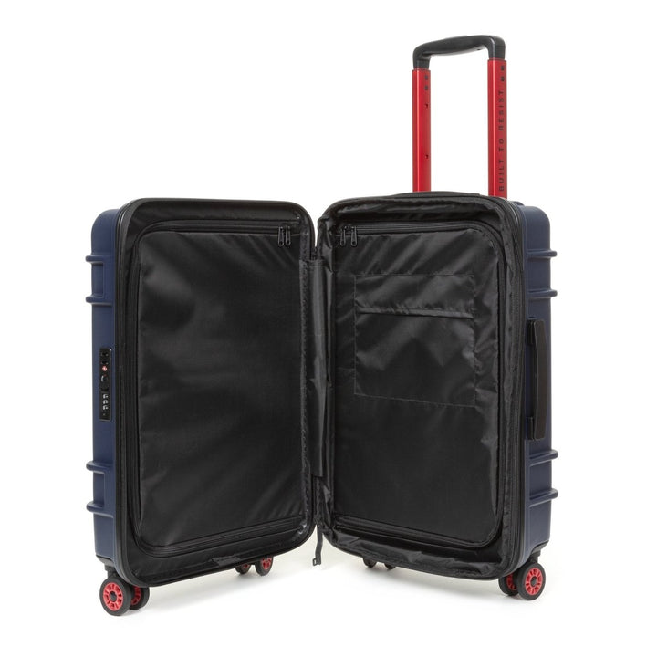 מזוודת קבינה קשיחה Eastpak Resist&