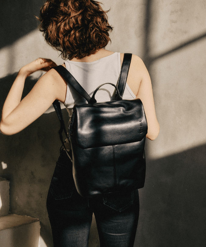 תיק גב אליסון - תיק התיקיםEmanuelתיקי גב לנשים