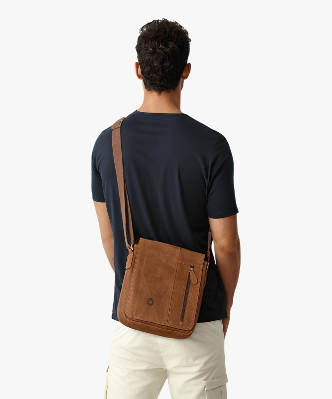 תיק עור דגם ברק לגבר - תיק התיקיםEmanuelתיקי צד לגבר