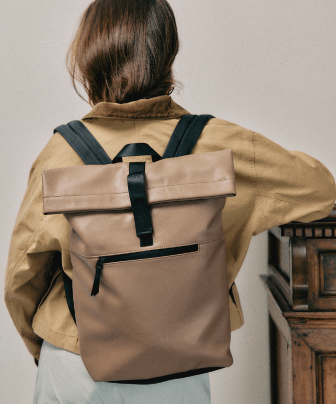 תיק גב סקוטש - תיק התיקיםEmanuelתיקי גב לנשים