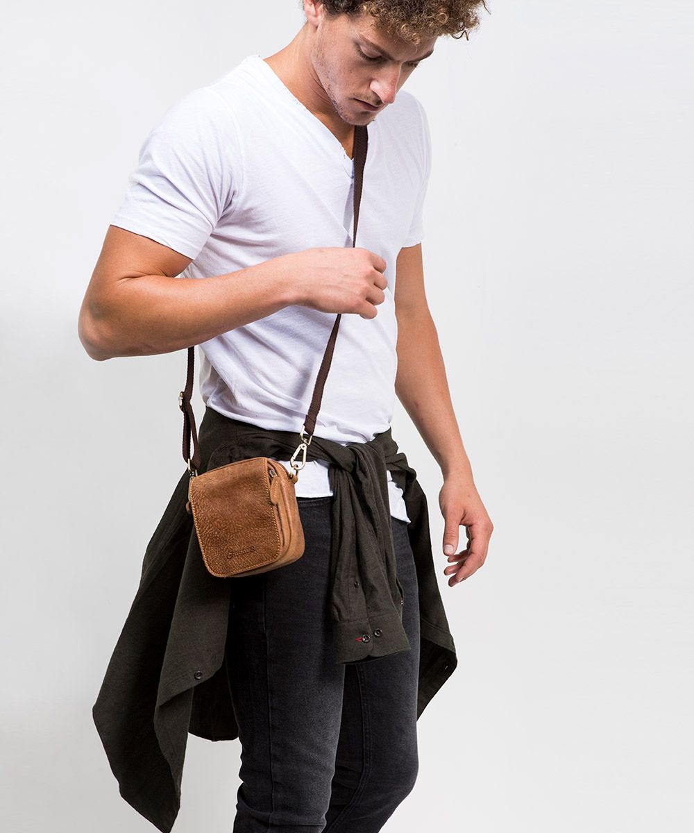 Emanuel תיק לגבר מעור דגם קוסקו אפריקה - תיק התיקיםEmanuelגברים