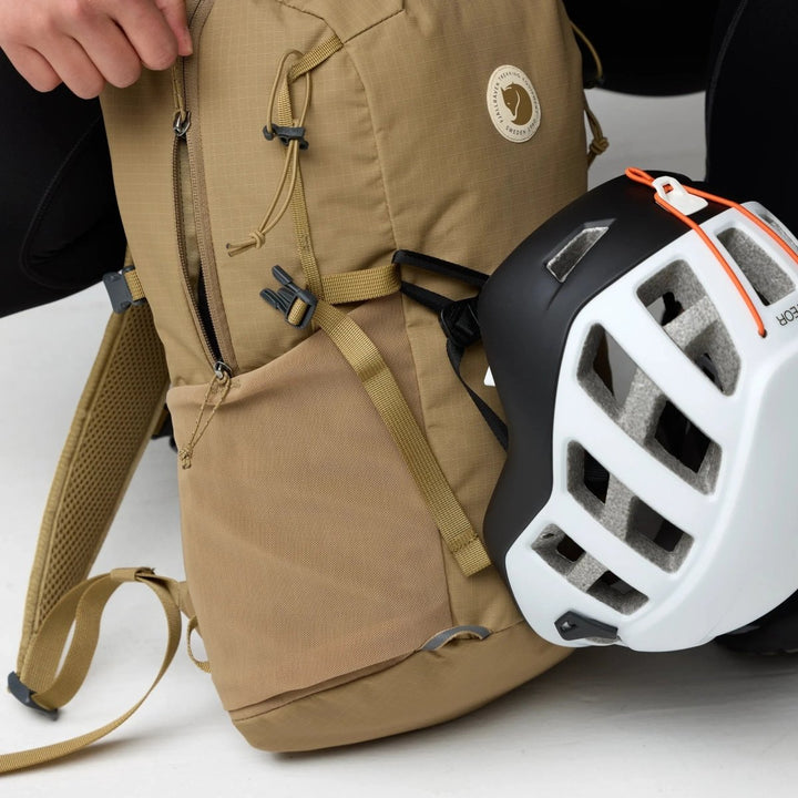 תיק גב Fjällräven Abisko Softpack 16 ליטר - תיק התיקיםFjallravenתיק גב ללפטופ