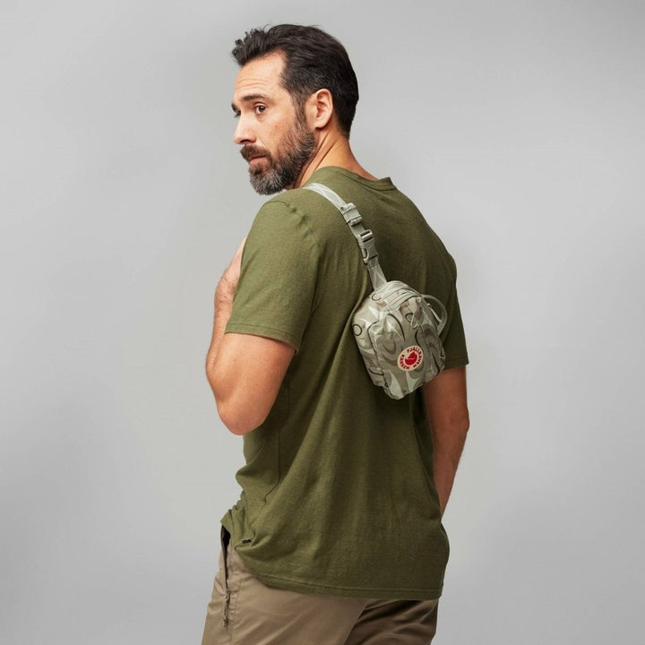 תיק צד Fjällräven Kånken Art Hip Pack 2 ליטר - תיק התיקיםFjallravenתיק צד / קרוס