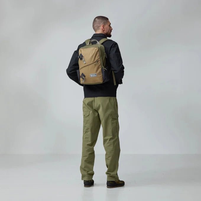 תיק גב Fjällräven Vardag 17 ליטר - תיק התיקיםFjallravenתיק גב ללפטופ
