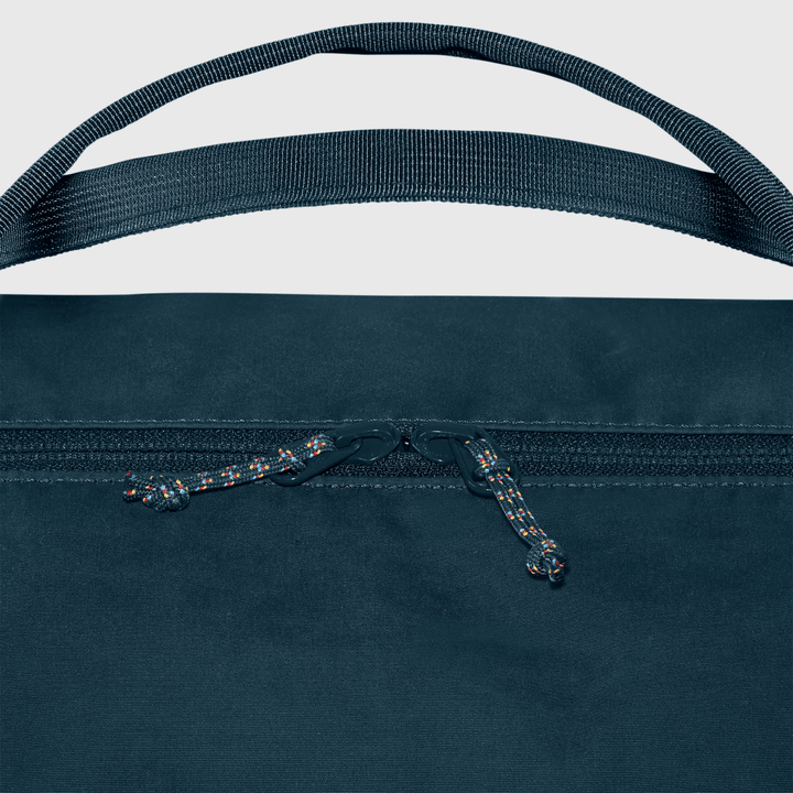תיק דאפל Fjällräven Vardag Duffel 30 ליטר - תיק התיקיםFjallravenתיק צד / קרוס