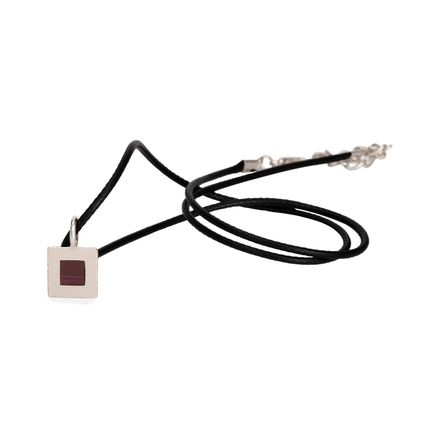 תליון כסף מרובע קלאסי ג'רוזלם ננו תנ"ך - תיק התיקיםJNB Jewishחנות "ג'רוזלם ננו תנ"ך" היחיד שמיוצר בישראל