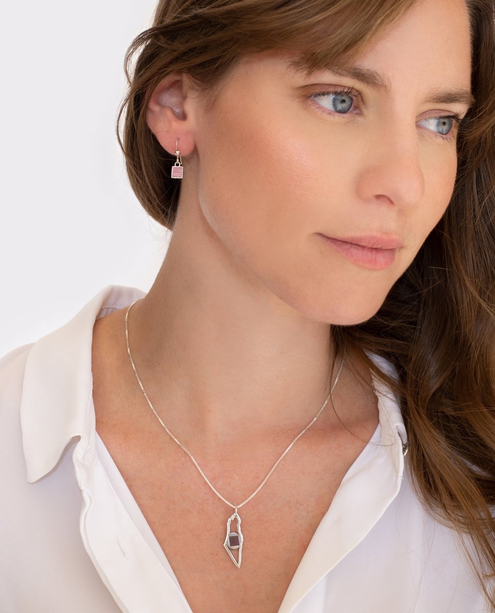 תליון מפת ארץ ישראל עם ג'רוזלם ננו תנ"ך - תיק התיקיםJNB Jewishחנות "ג'רוזלם ננו תנ"ך" היחיד שמיוצר בישראל