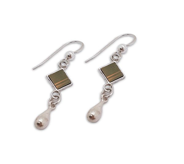 עגילי מעויינים עם טיפה - ננו תנ"ך - תיק התיקיםJNB Jewishחנות "ג'רוזלם ננו תנ"ך" היחיד שמיוצר בישראל