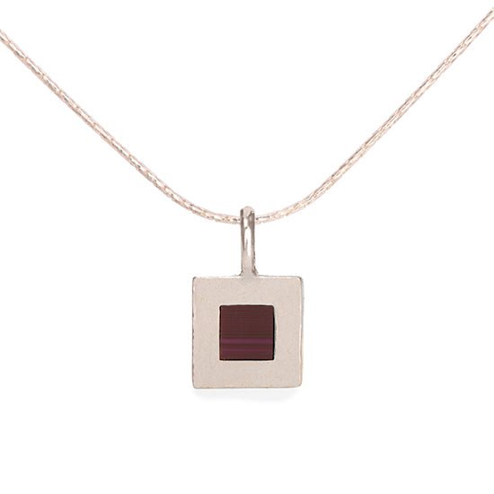 תליון כסף מרובע קלאסי ג'רוזלם ננו תנ"ך לגבר - תיק התיקיםJNB Jewishחנות "ג'רוזלם ננו תנ"ך" היחיד שמיוצר בישראל