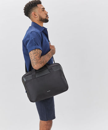 NAUTICA תיק עור עבודה זיקים נאוטיקה - תיק התיקיםNAUTICAתיקים לצד למחשב נייד