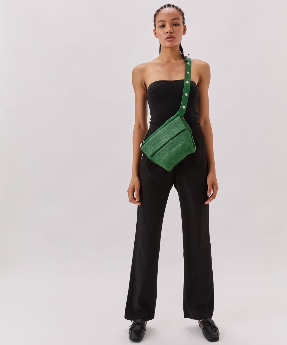 Neta Sade תיק פאוץ' מעור דגם עין שמר טקסטורה - תיק התיקיםנטע שדהנשים