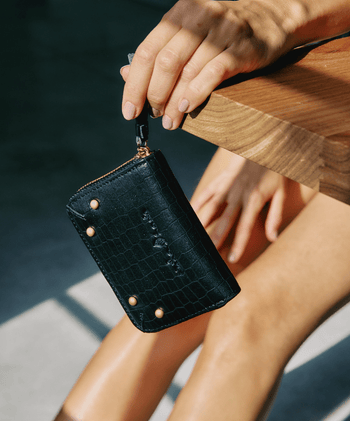 ארנק עור צ'ייה - תיק התיקיםNeta Sadeארנקי נשים