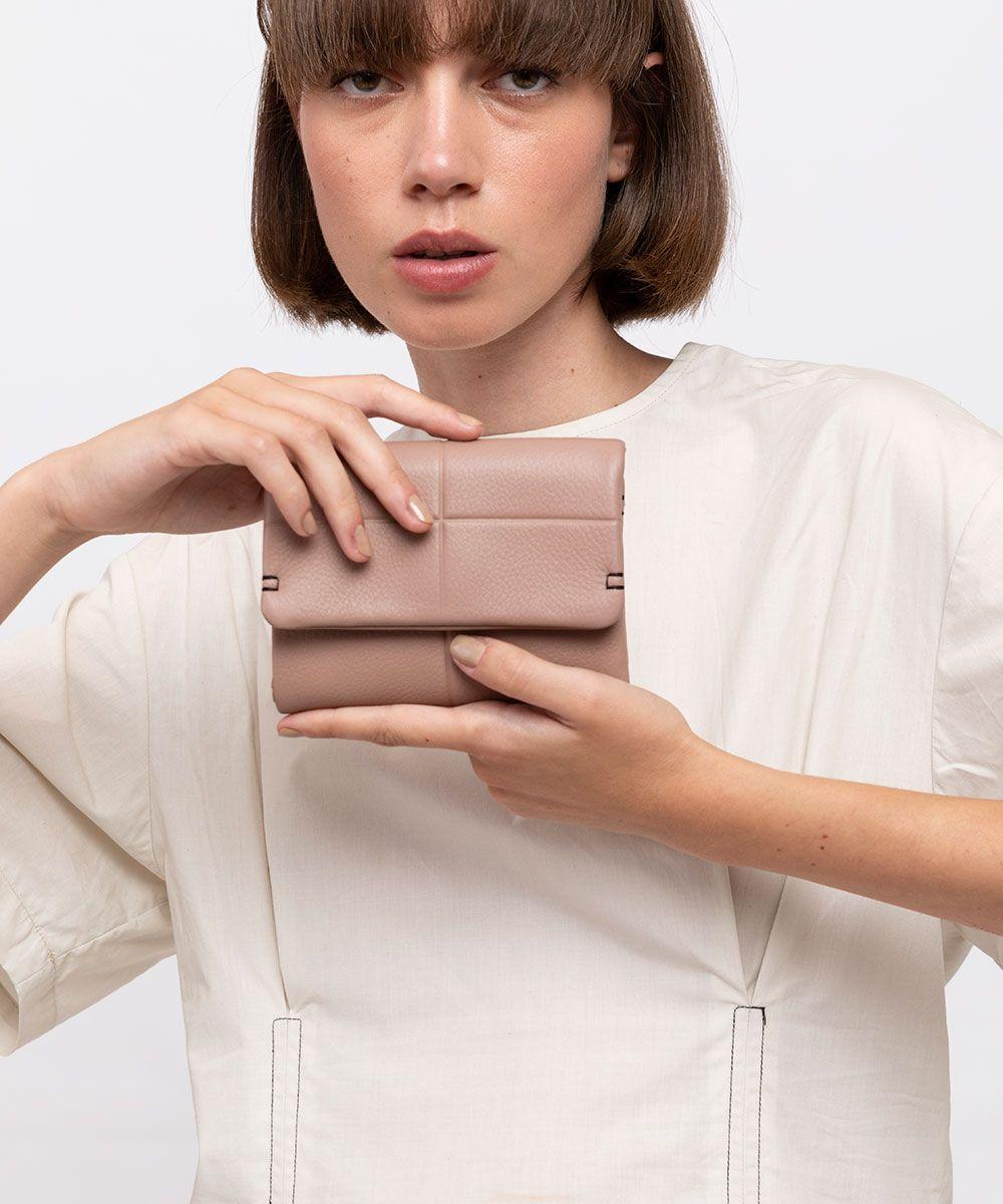 Neta Sade ארנק עור נאפה דגם קקדו קטן - תיק התיקיםEmanuelנשים