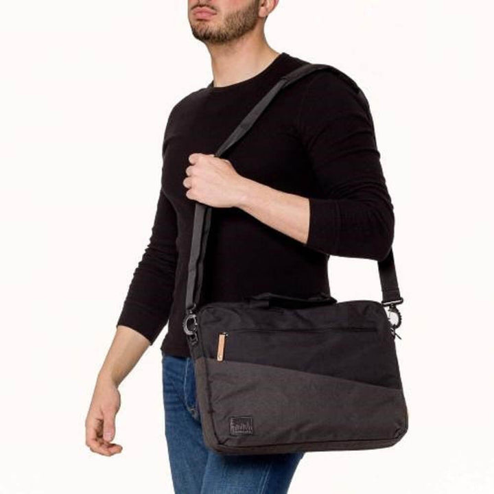 ⁨⁨⁨⁨RONCATO תיק עסקים תיק ללפטופ 15.6״ דגם HARVARD - תיק התיקיםRONCATOתיקים למחשב נייד