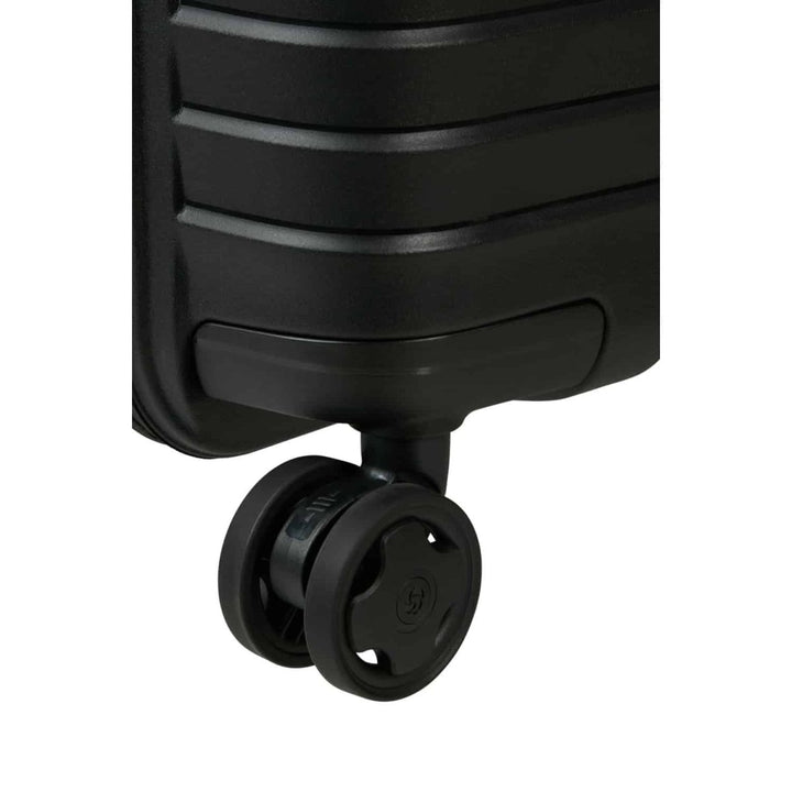 Samsonite מזוודת טרולי קטנה קשיחה Intuo Easy Access 20" עלייה למטוס עם פתח קדמי - תיק התיקיםSamsoniteמזוודות
