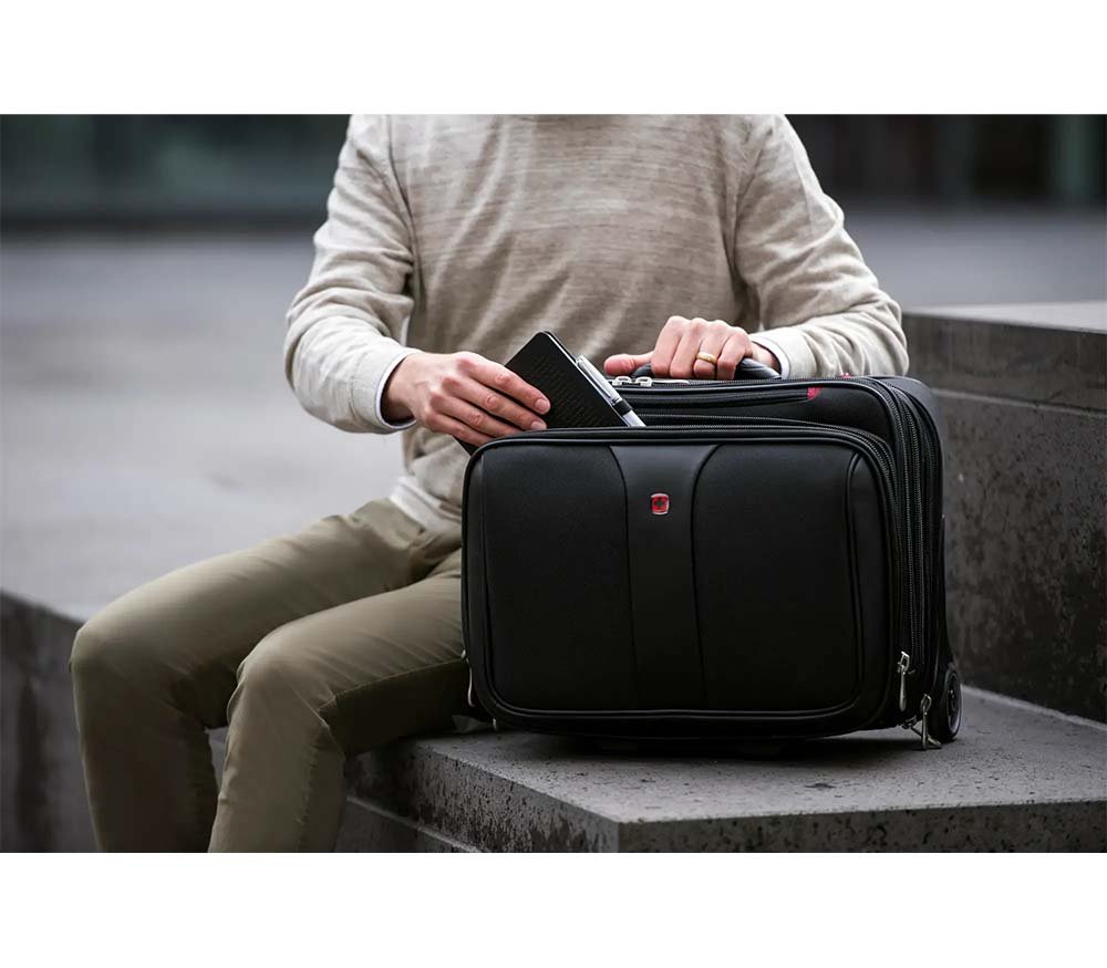 Swiss Wenger תיק עסקים על גלגלים עם תיק מחשב נשלף - תיק התיקיםWengerתיקים למחשב נייד