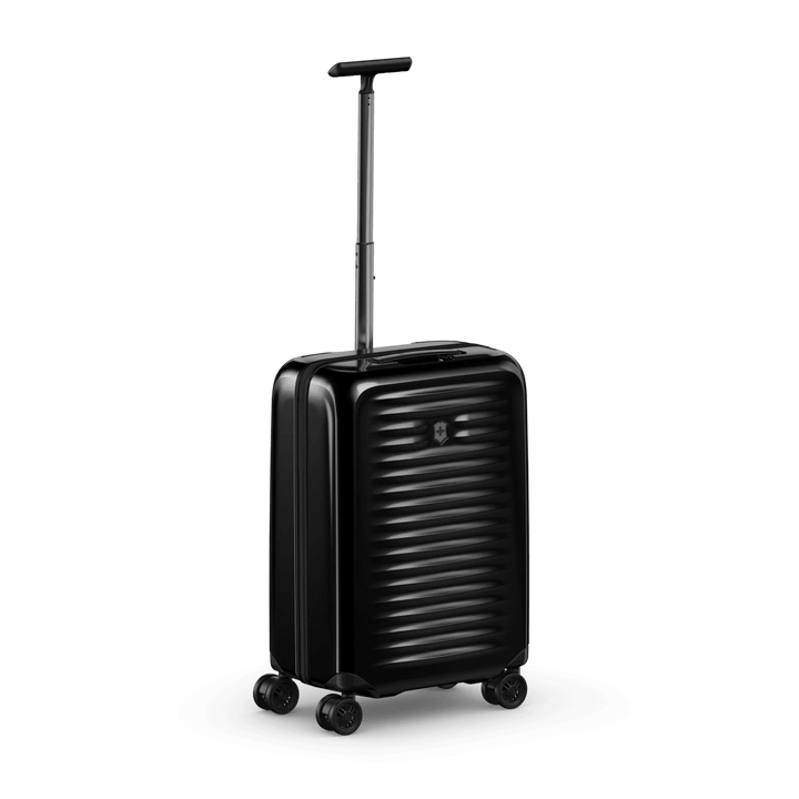 מזוודת טרולי קשיחה Victorinox Airox עלייה למטוס שחורה - תיק התיקיםVictorinoxטרולי עליה למטוס