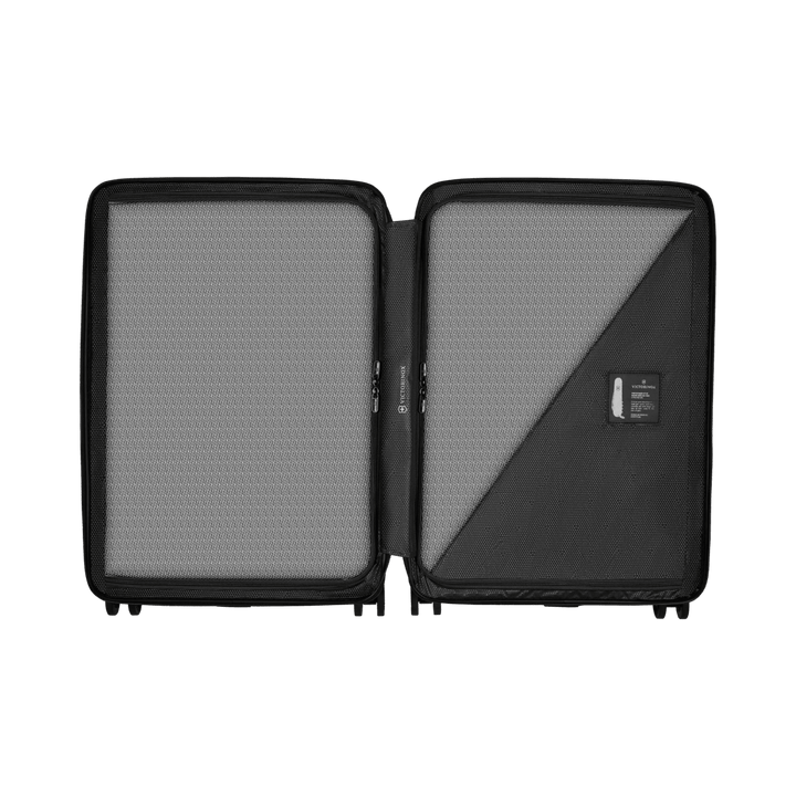 מזוודת טרולי קשיחה Victorinox Airox בינונית שחורה מתרחבת - תיק התיקיםVictorinoxמזוודות