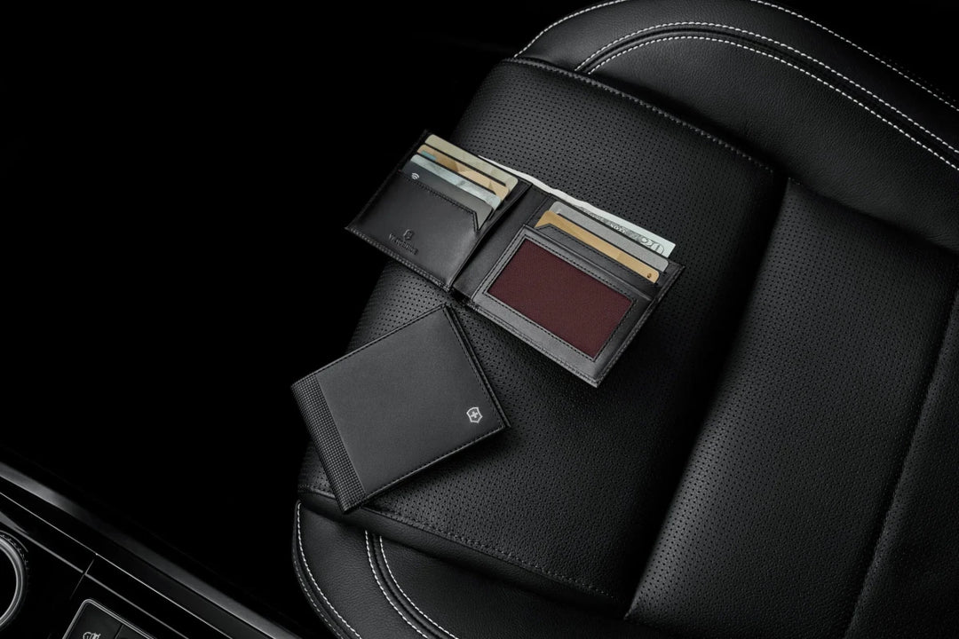 ארנק עור Victorinox Altius Alox Bi-Fold RFID שחור - תיק התיקיםVictorinoxארנקים