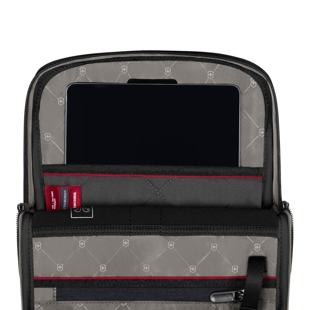 תיק צד Victorinox Altmont Modern שחור לטאבלט - תיק התיקיםVictorinoxתיקי צד