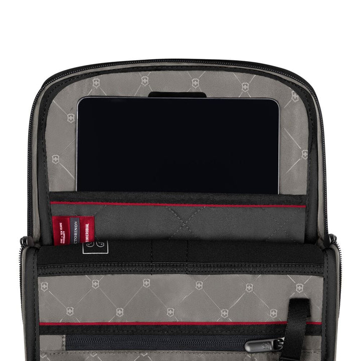 תיק צד Victorinox Altmont Modern שחור לטאבלט - תיק התיקיםVictorinoxתיקי צד