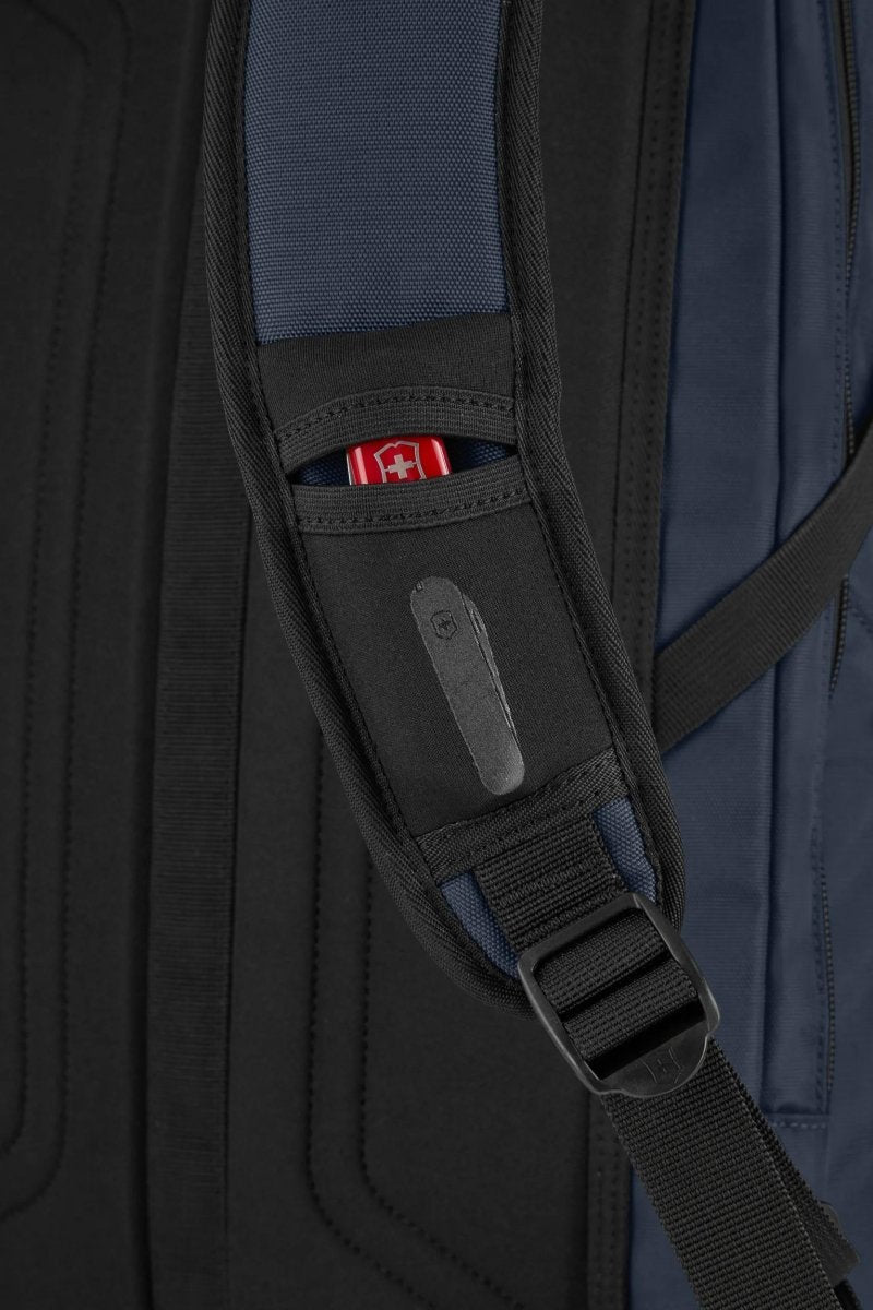 תיק גב למחשב Victorinox Altmont Original Slimline אדום - תיק התיקיםVictorinoxתיק גב ללפטופ