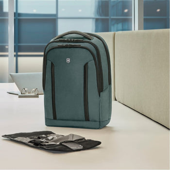 תיק גב נסיעות למחשב Victorinox Altmont Professional Deluxe 15״ Storm - תיק התיקיםVictorinoxתיקי גב