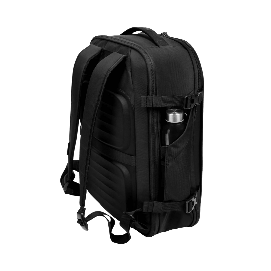 תיק נסיעות Victorinox Crosslight Boarding Bag שחור - תיק התיקיםVictorinoxאביזרי נסיעות