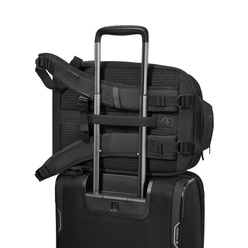 תיק גב למחשב Victorinox Touring 2.0 City 15״ שחור - תיק התיקיםVictorinoxתיקי גב