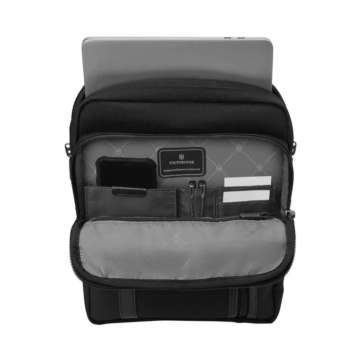 תיק צד למחשב Victorinox Werks Professional Cordura 13״ שחור - תיק התיקיםVictorinoxתיקי צד