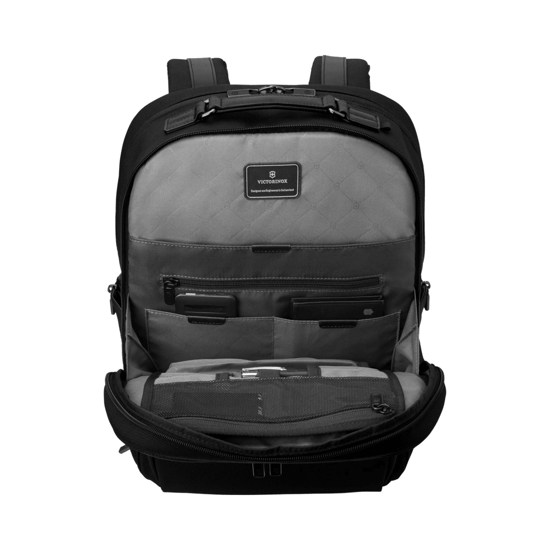תיק גב למחשב Victorinox Werks Professional CORDURA Deluxe שחור - תיק התיקיםVictorinoxתיק גב ללפטופ