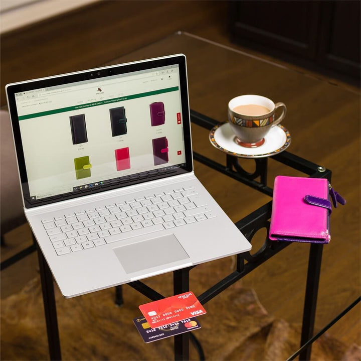 VISCONTI ארנק גדול מעור עם רצועת סגירה, בעל הגנת RFID - דגם Bermuda - תיק התיקיםVISCONTIנשים