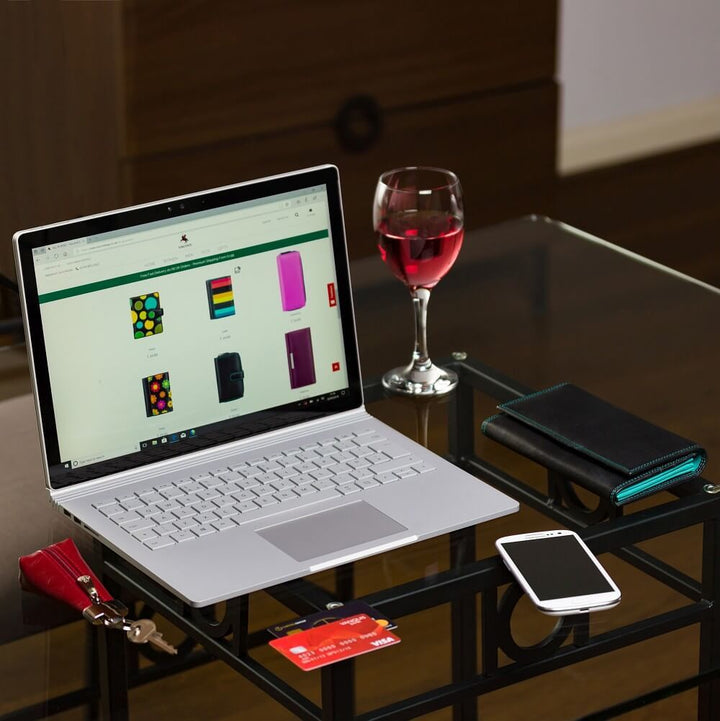 VISCONTI ארנק אנכי לאישה דגם Topaz - תיק התיקיםVISCONTIנשים