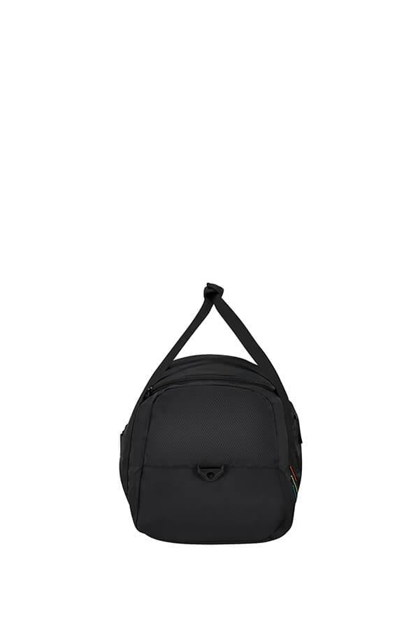 American Tourister UG תיק נסיעות קל מתלבש על טרולי - תיק התיקיםAmerican Touristerתיקים למחשב נייד