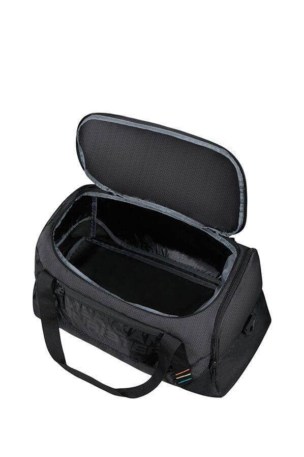 American Tourister UG תיק נסיעות קל מתלבש על טרולי - תיק התיקיםAmerican Touristerתיקים למחשב נייד