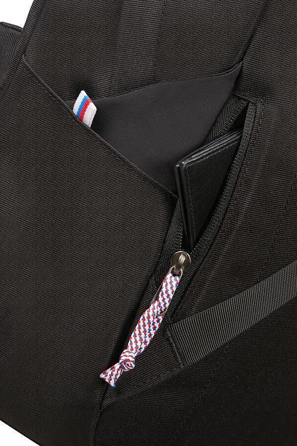 American Tourister Upbeat תיק גב מחשב 15.6" שחור - תיק התיקיםAmerican Touristerתיקים למחשב נייד