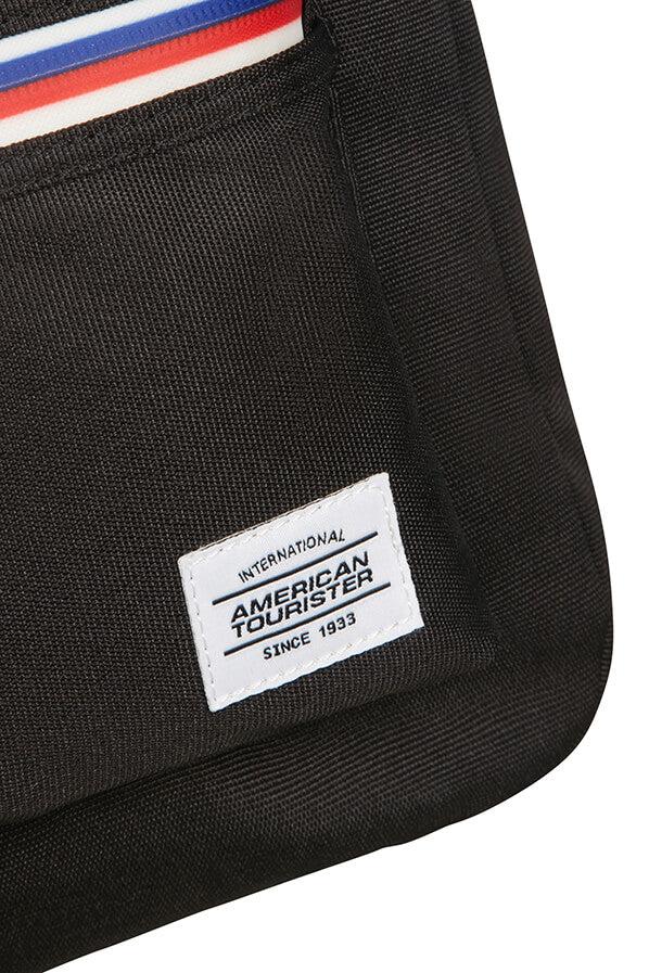 American Tourister Upbeat תיק גב מחשב 15.6" שחור - תיק התיקיםAmerican Touristerתיקים למחשב נייד